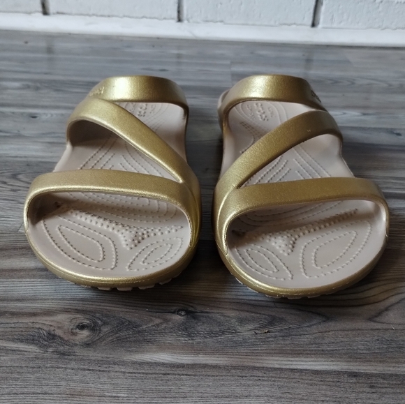 Crocs Women's Kadee II Metallic Gold Sandal Size 10 - Picture 2 of 5